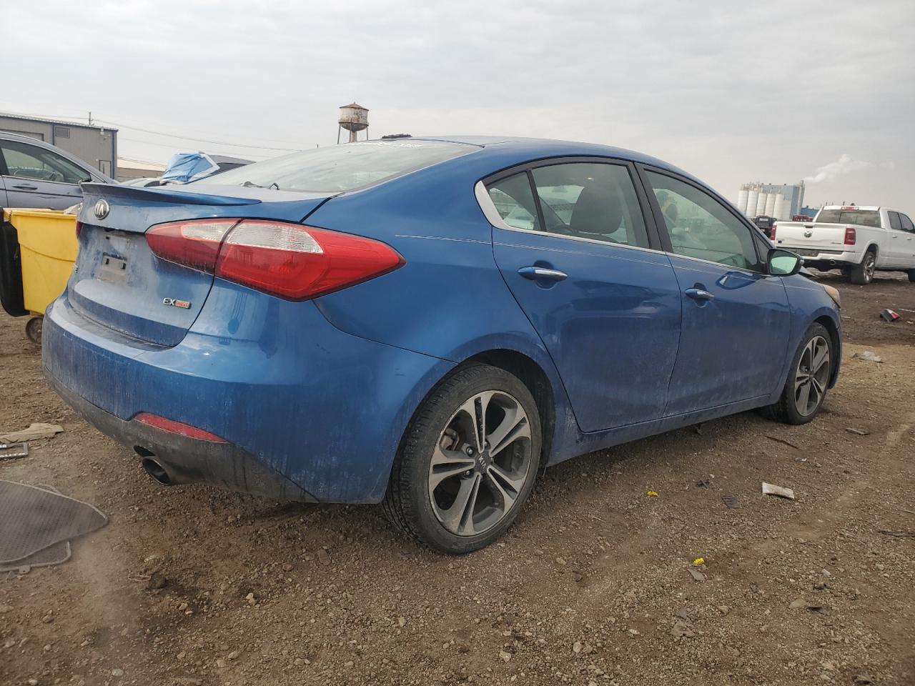 2015 Kia Forte - Image 3