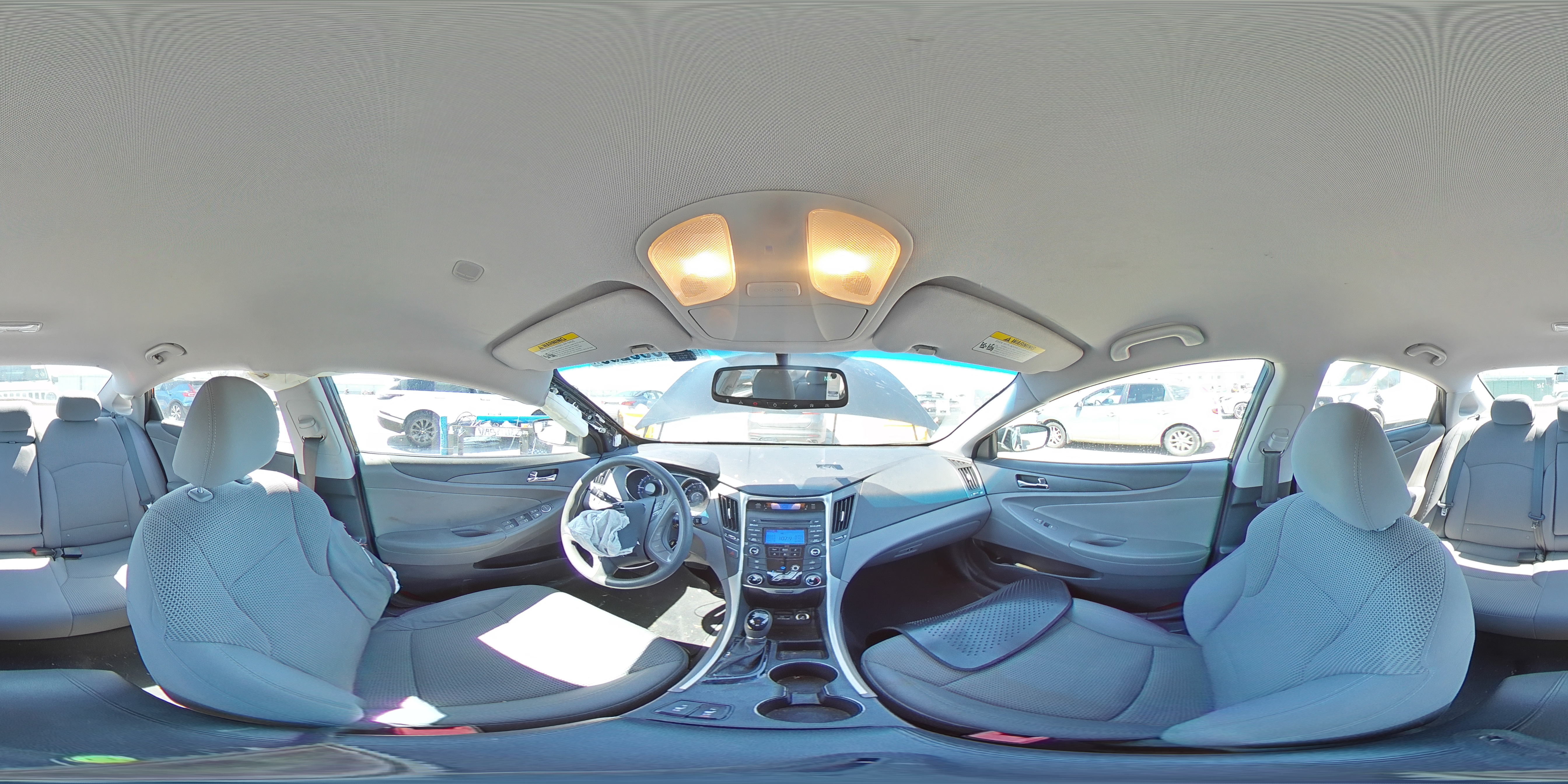 2013 Hyundai Sonata - Image 12