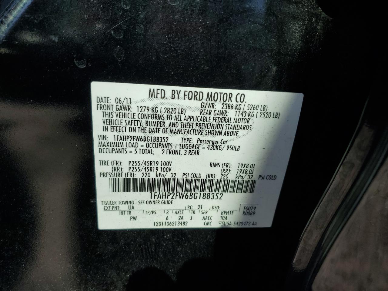 2011 Ford Taurus - Image 12