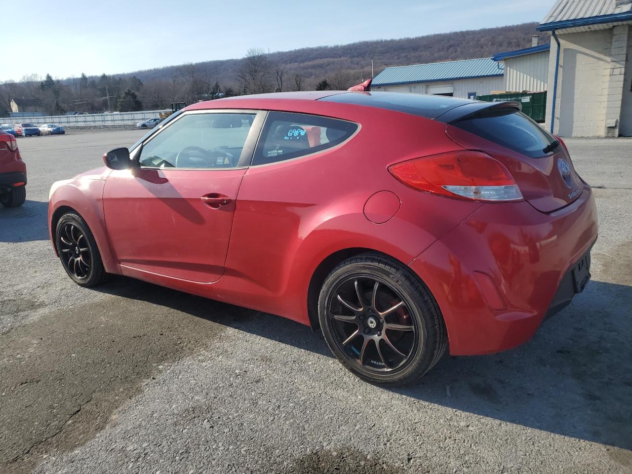 2015 Hyundai Veloster - Image 2