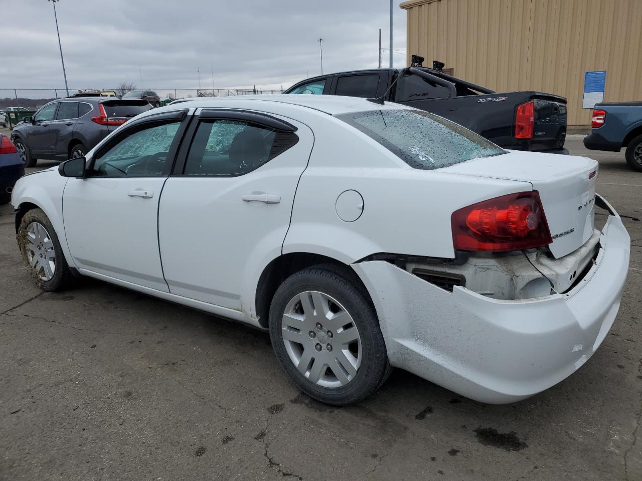 2012 Dodge Avenger - Image 2