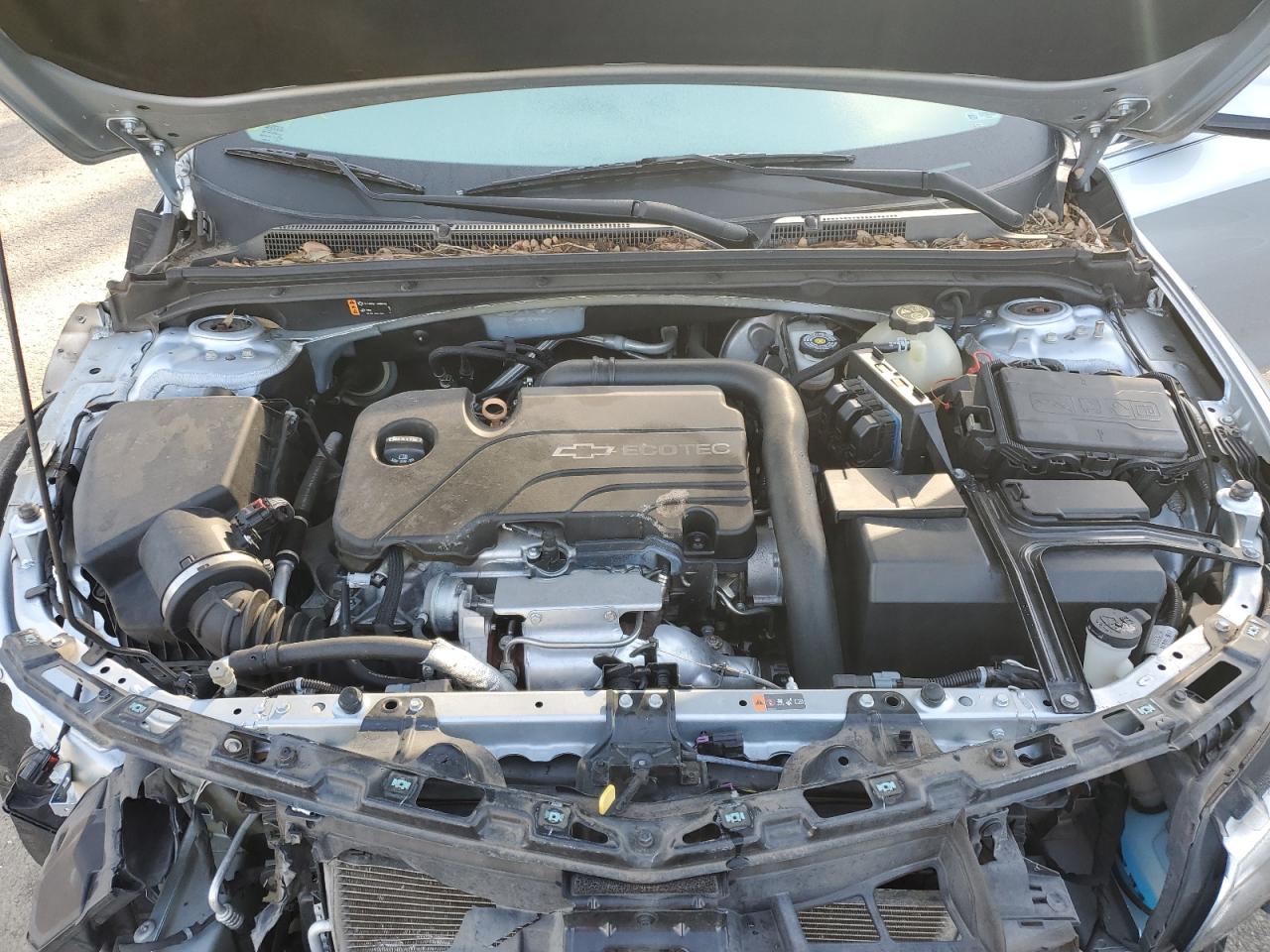 2017 Chevrolet Malibu - Image 11