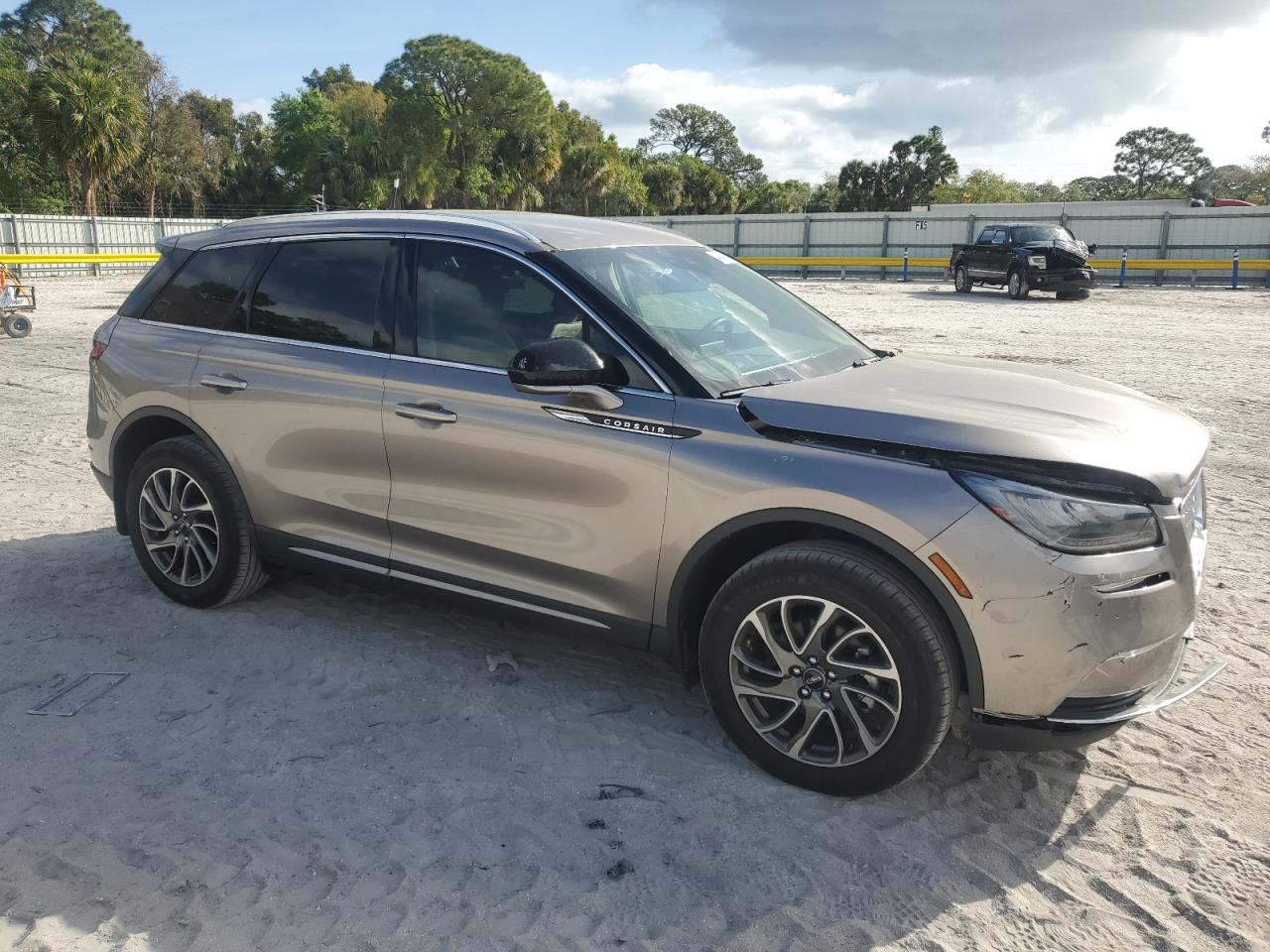 2021 Lincoln Corsair - Image 4
