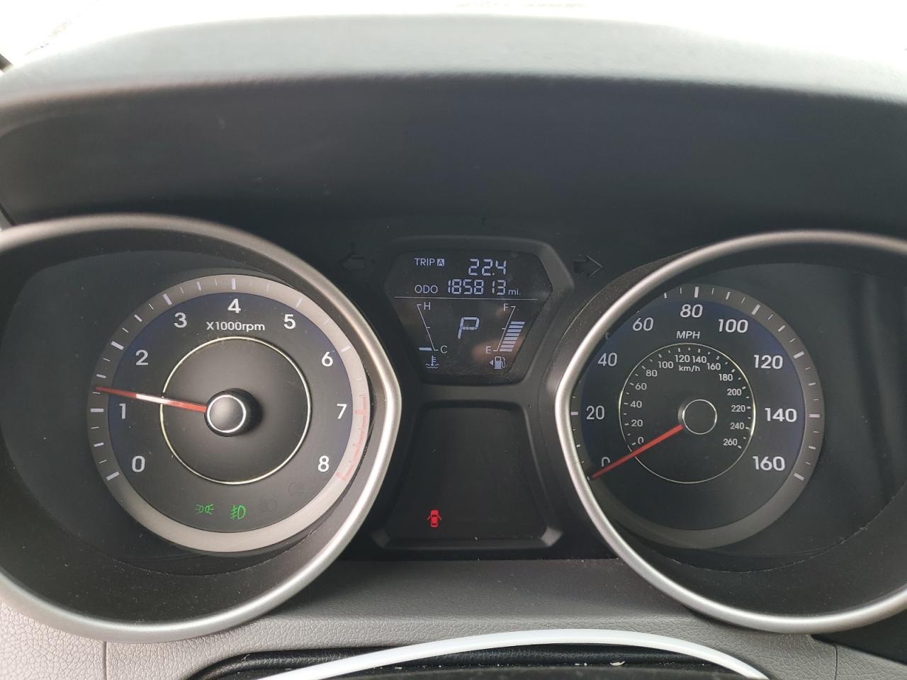 2012 Hyundai Elantra - Image 9