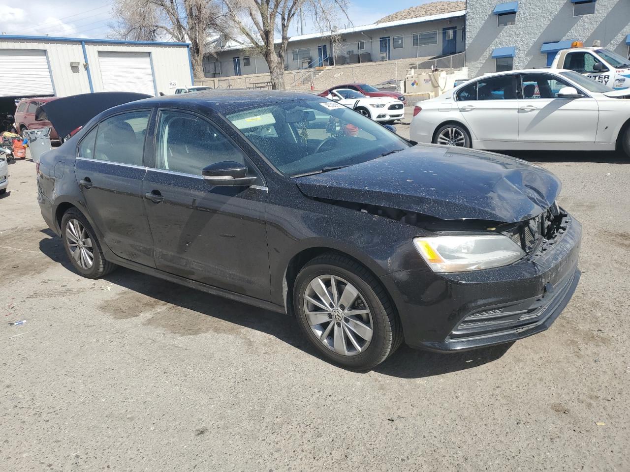 2016 Volkswagen Jetta - Image 4