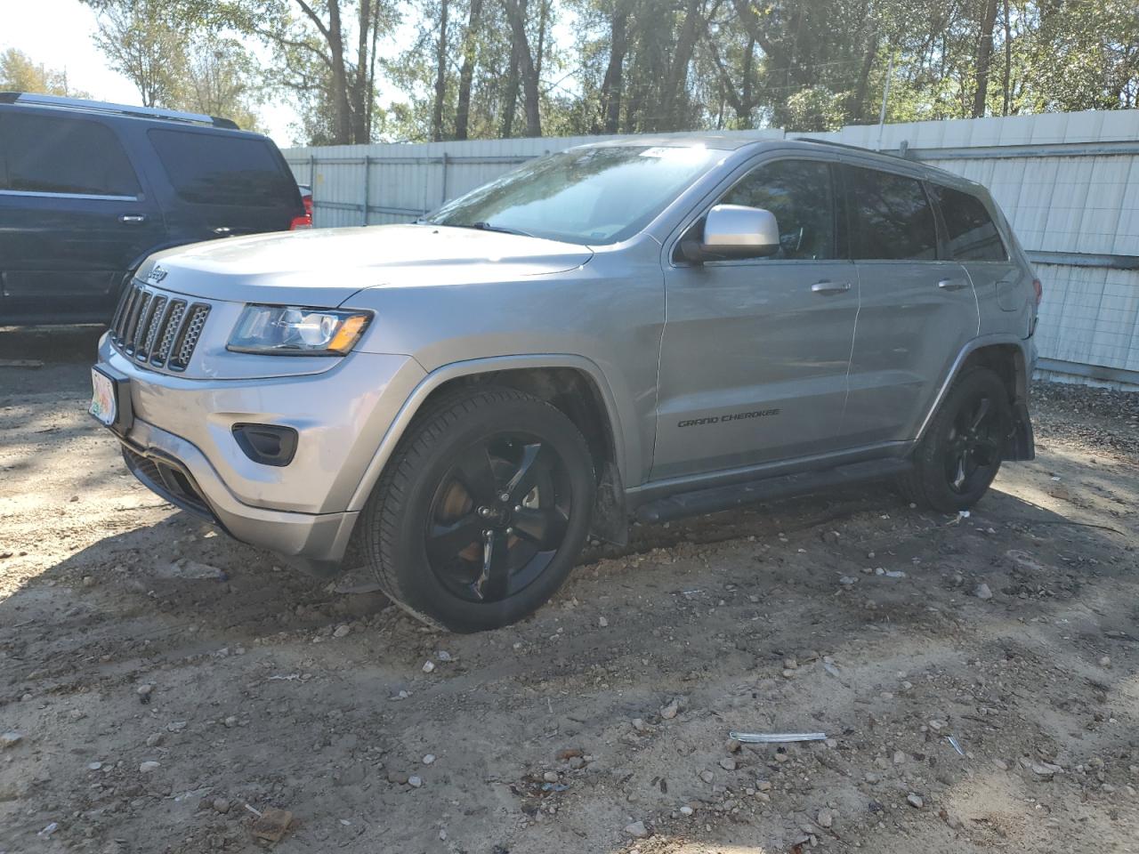 2015 Jeep Grand Cherokee - Image 1