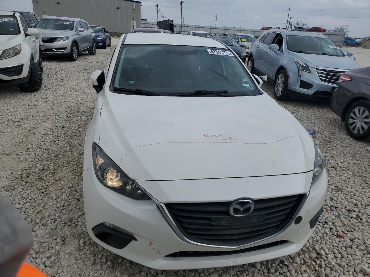 2016 Mazda 3 - Image 5