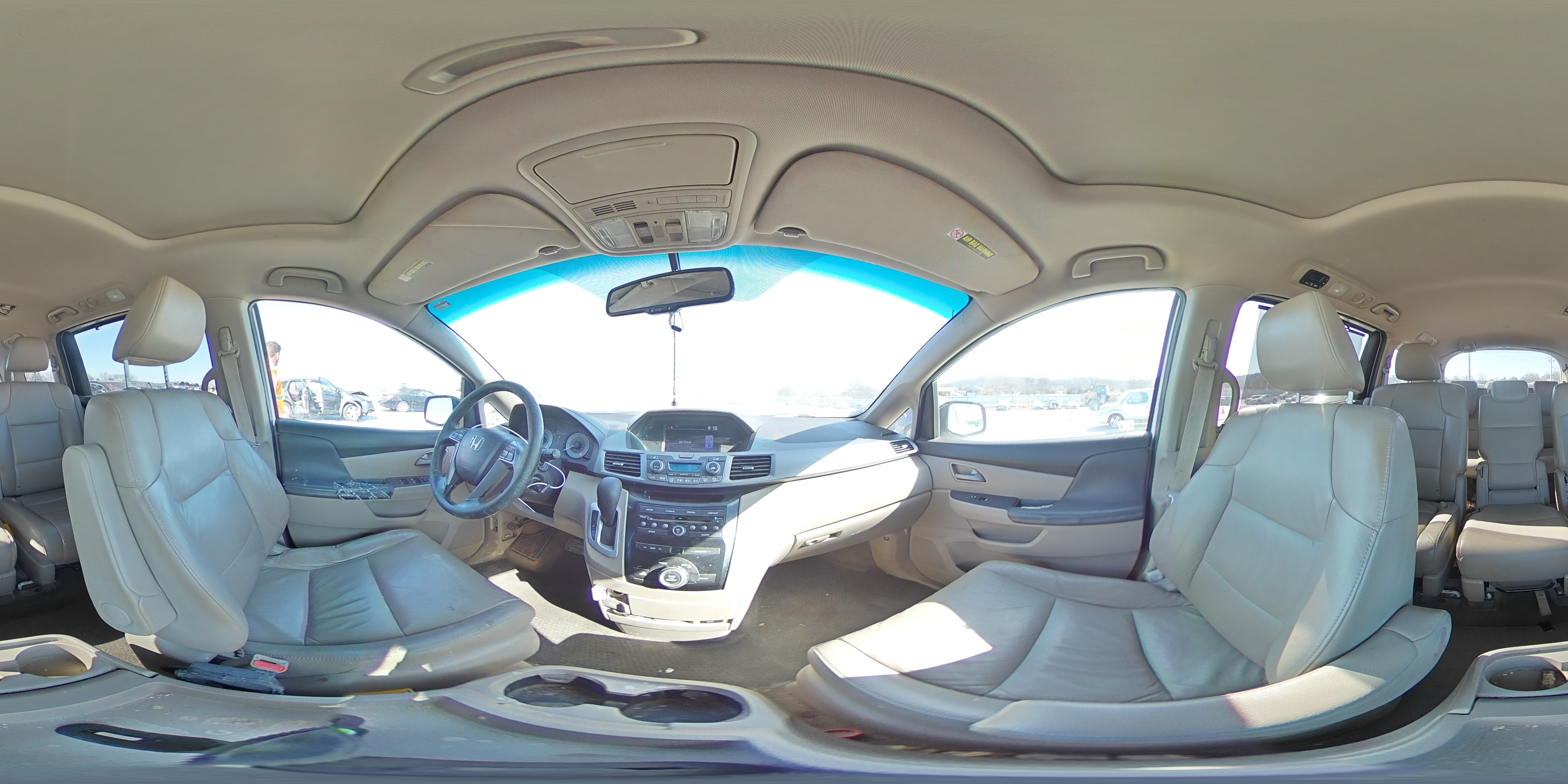 2011 Honda Odyssey - Image 13
