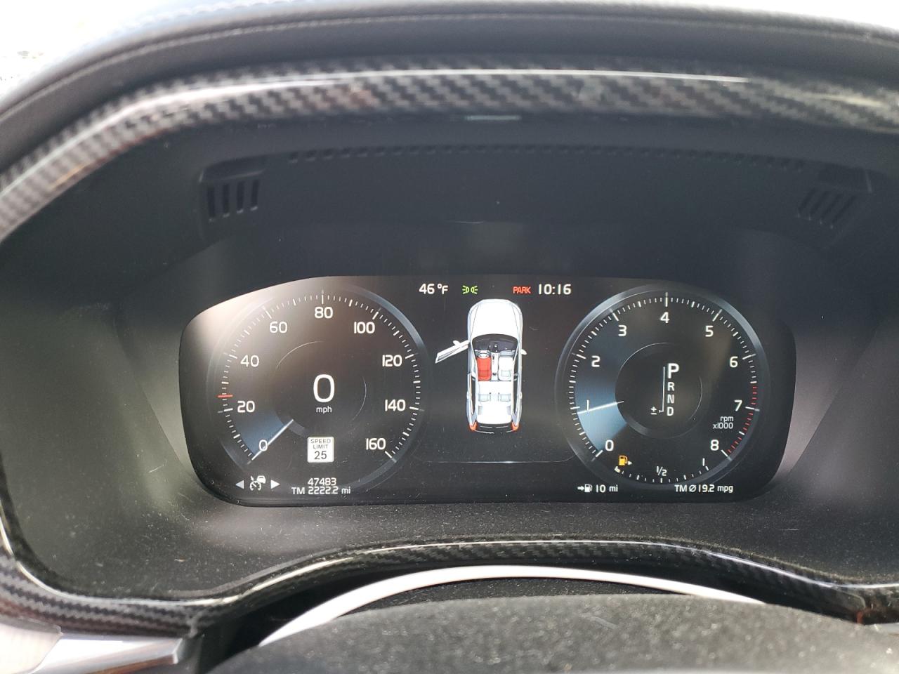 2019 Volvo XC60 - Image 9