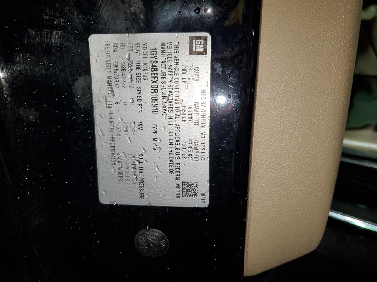 2013 Cadillac Escalade - Image 13