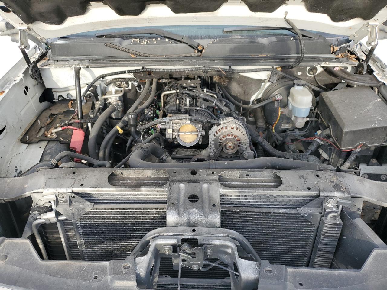 2010 Chevrolet Silverado - Image 11