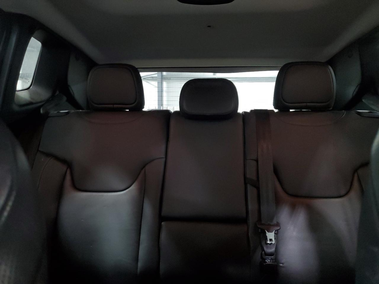 2016 Jeep Renegade - Image 10