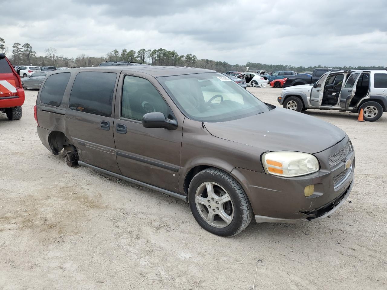 2008 Chevrolet Uplander - Image 4