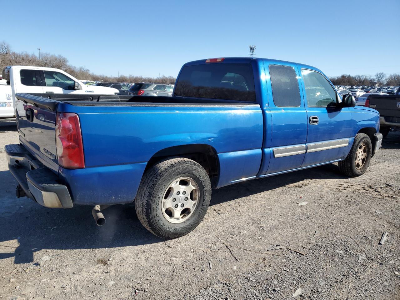 2003 Chevrolet Silverado - Image 3