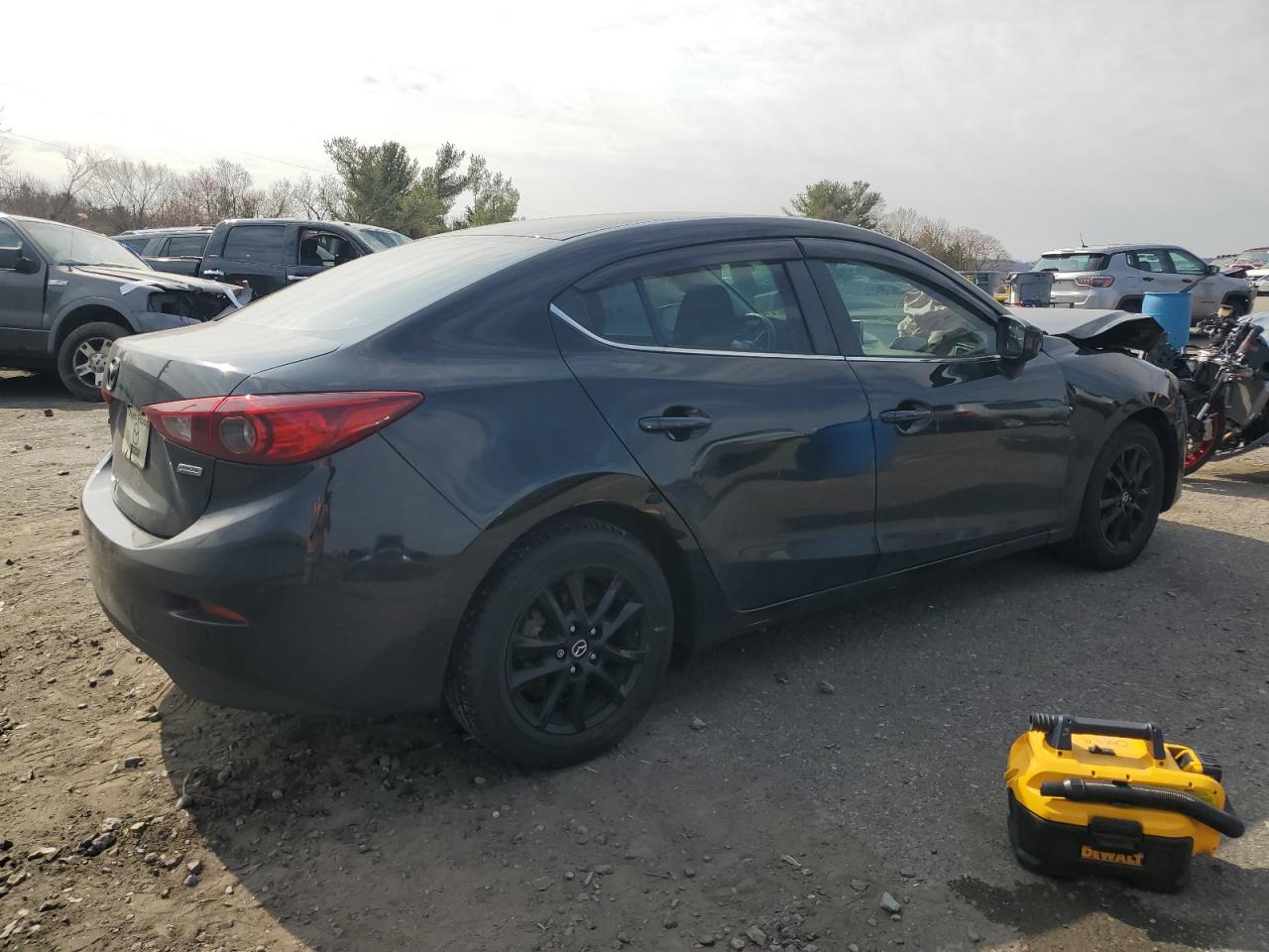 2016 Mazda 3 - Image 3