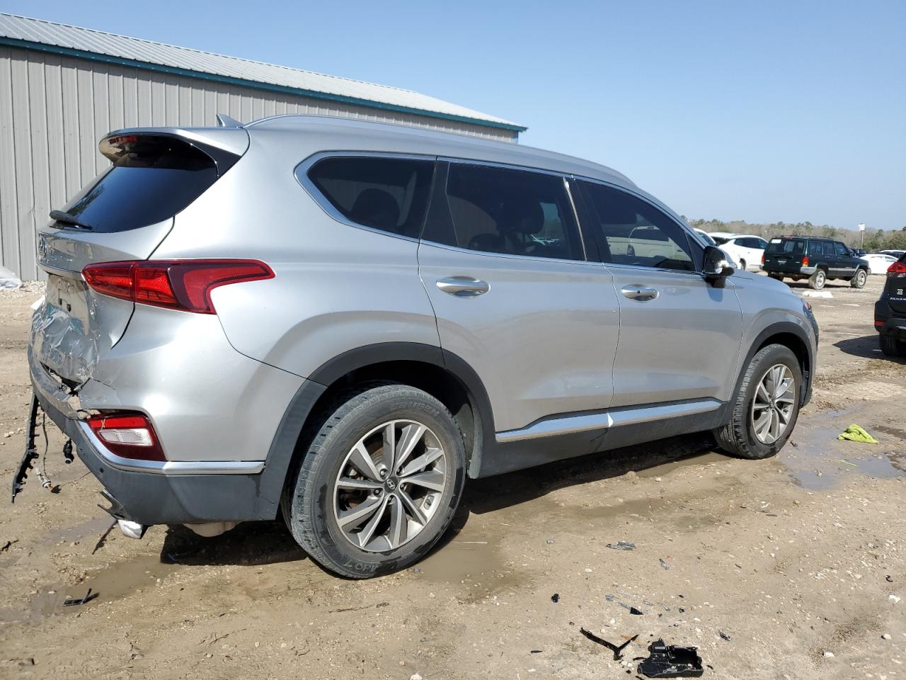 2020 Hyundai Santa Fe - Image 3