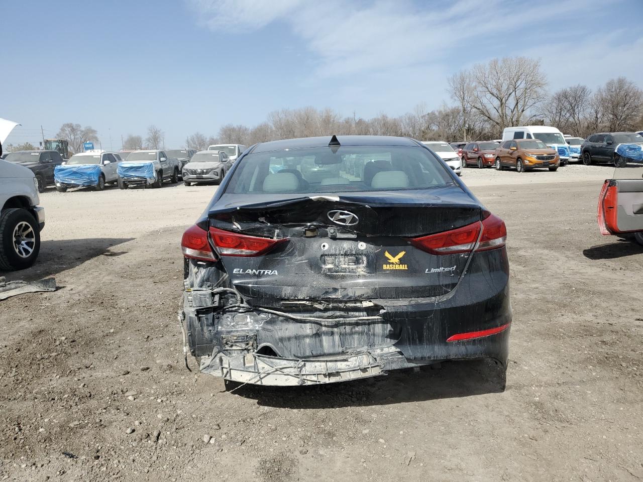 2017 Hyundai Elantra - Image 6