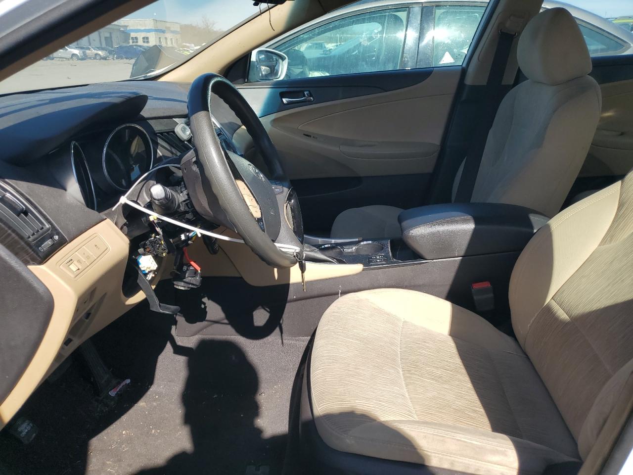 2013 Hyundai Sonata - Image 7