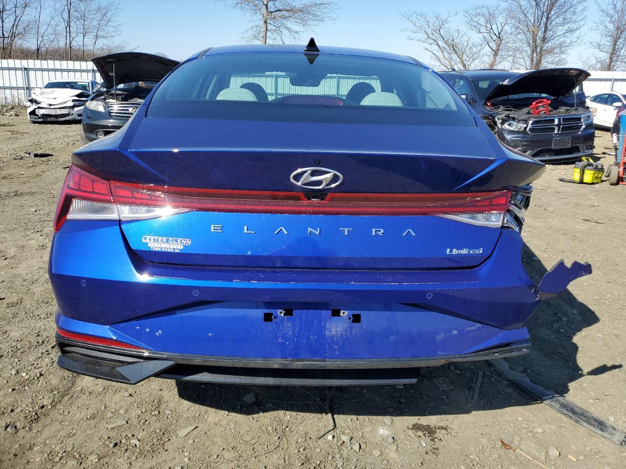 2023 Hyundai Elantra - Image 6