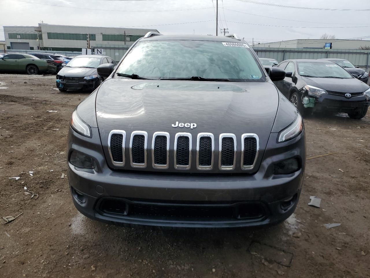 2014 Jeep Grand Cherokee - Image 5