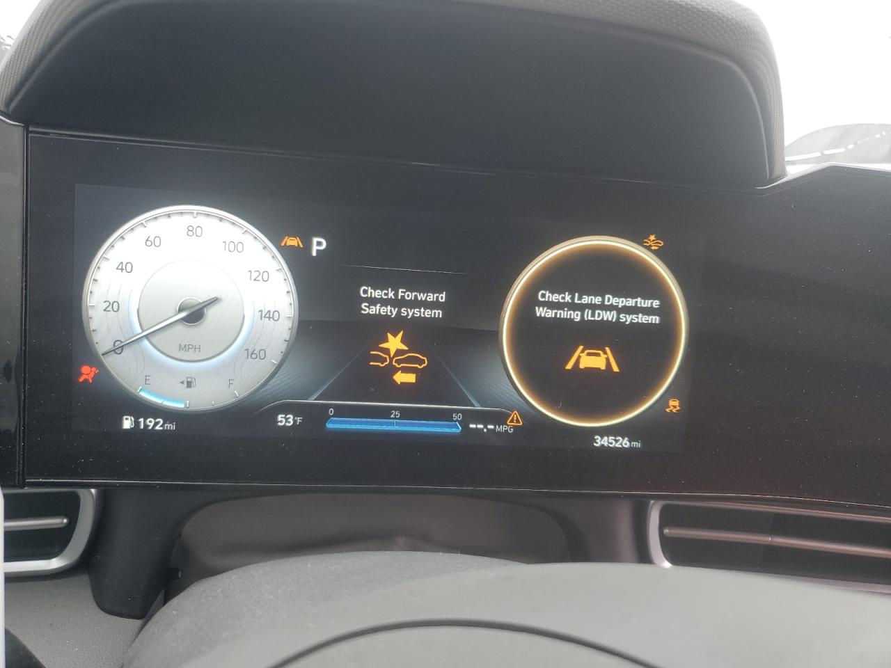 2023 Hyundai Elantra - Image 9