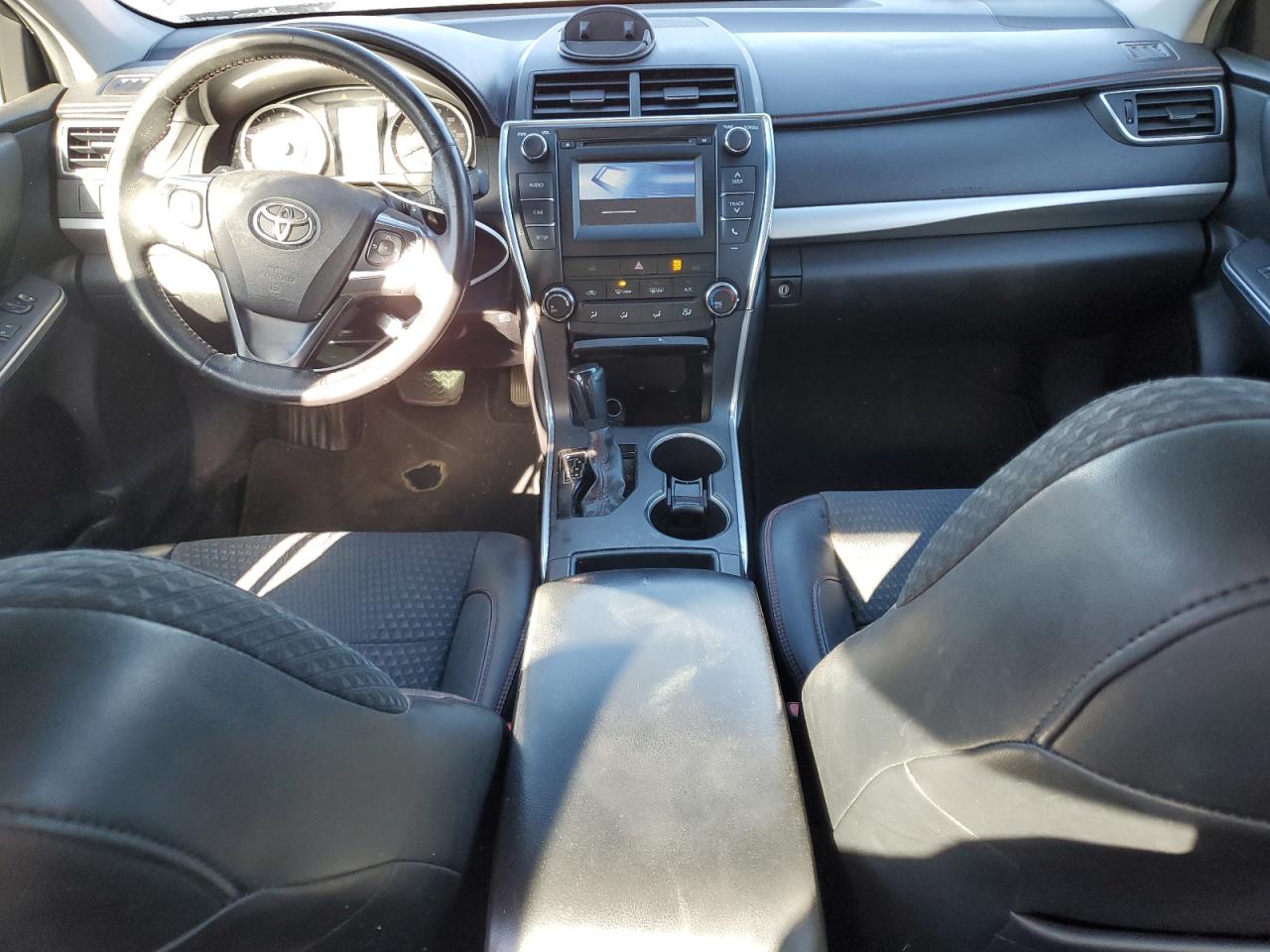 2015 Toyota Camry - Image 8