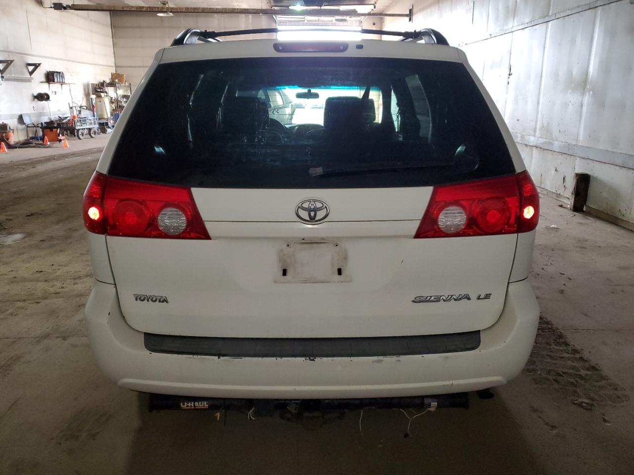 2008 Toyota Sienna - Image 6