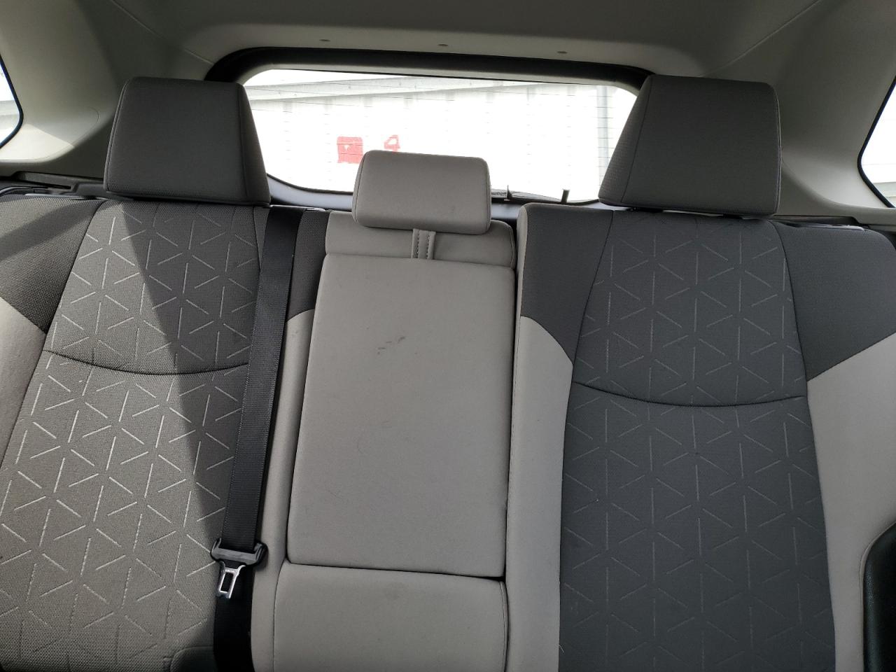 2023 Toyota RAV 4 - Image 10