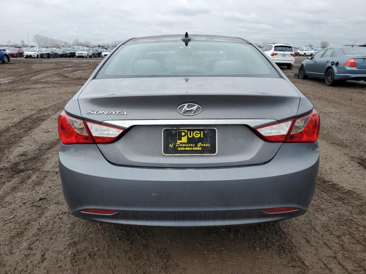 2011 Hyundai Sonata - Image 6