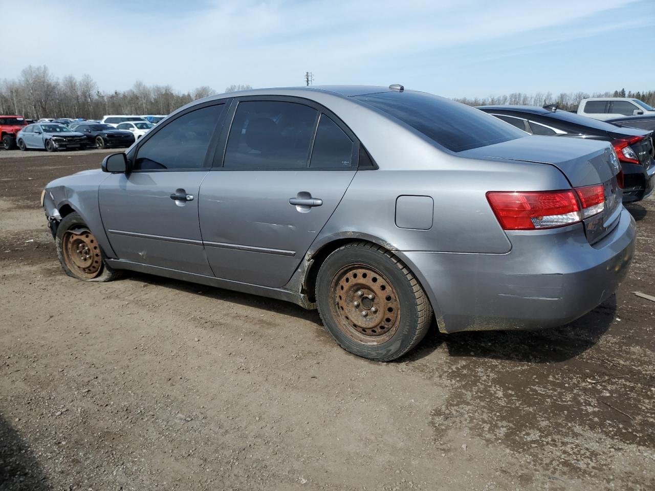 2008 Hyundai Sonata - Image 2