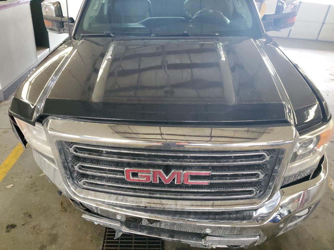 2015 GMC Sierra - Image 11