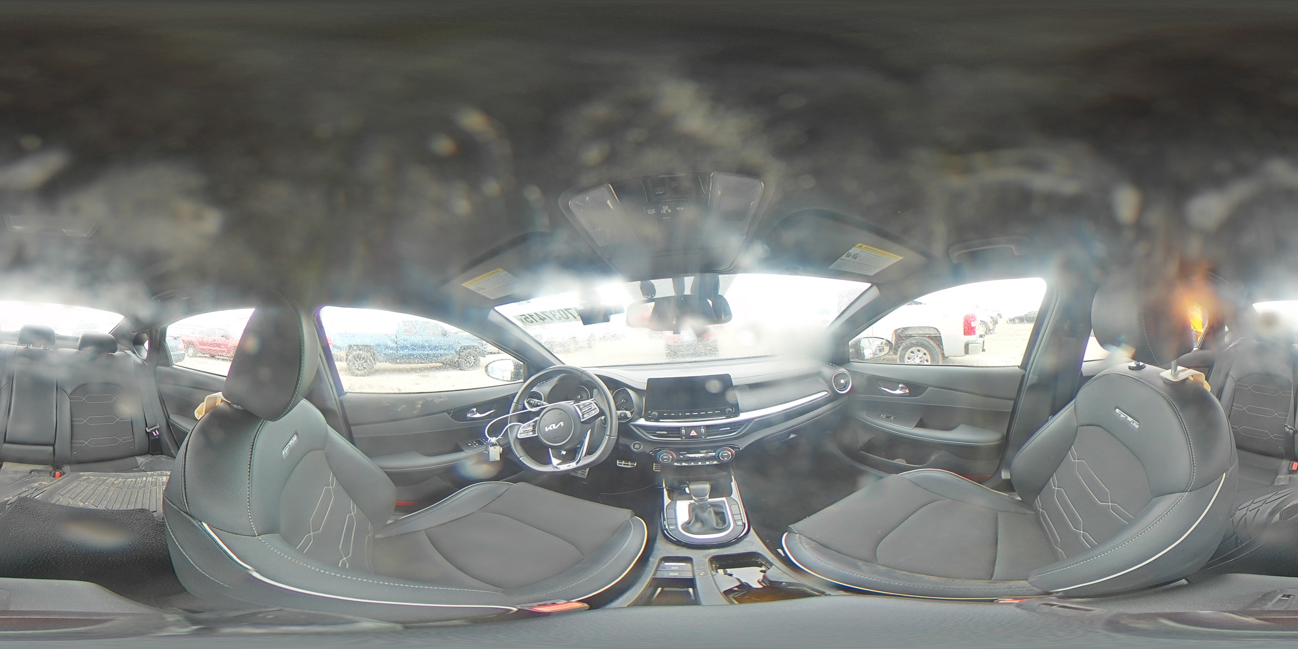 2024 Kia Forte - Image 12