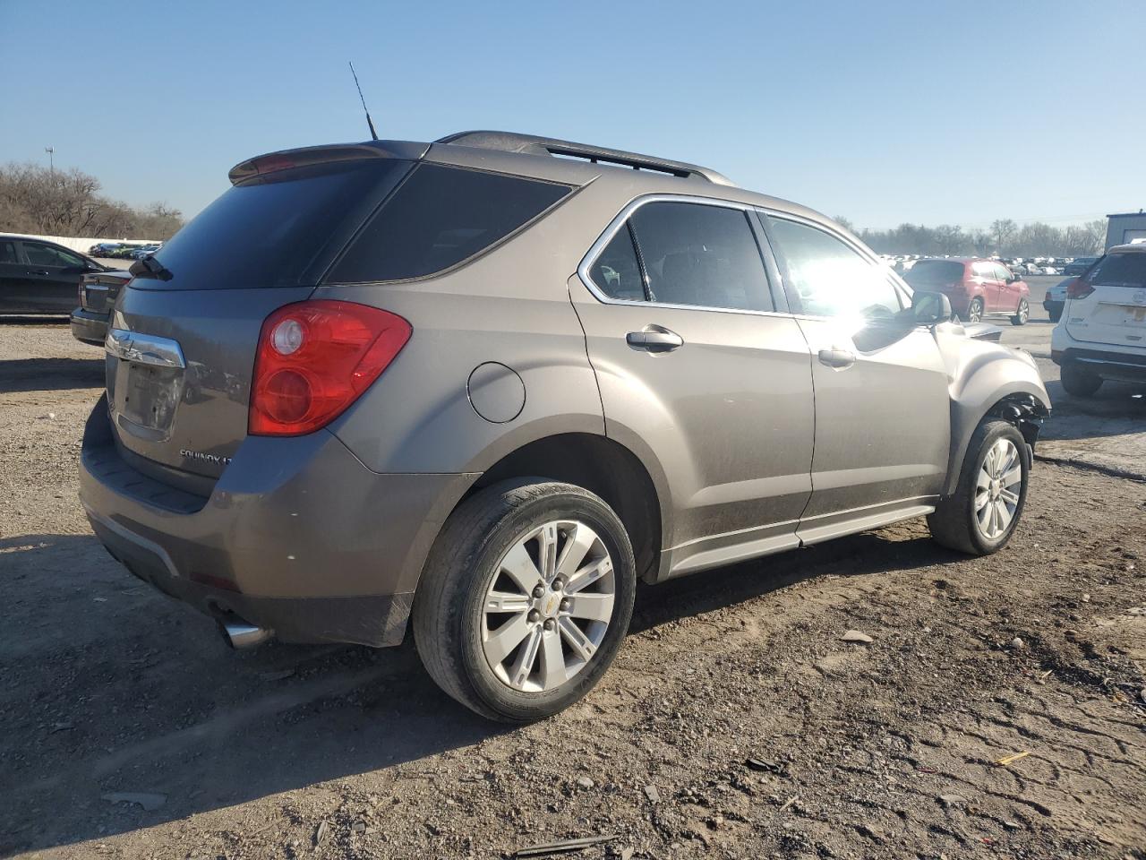 2011 Chevrolet Equinox - Image 3