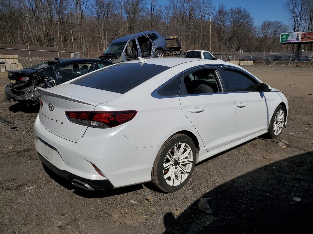 2019 Hyundai Sonata - Image 3