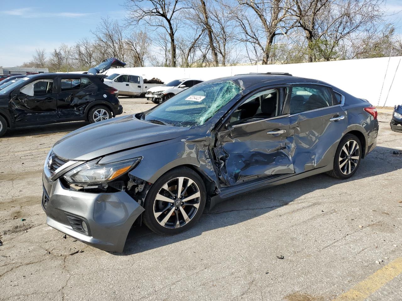 2016 Nissan Altima 2.5 for Sale in Bridgeton, MO - Side