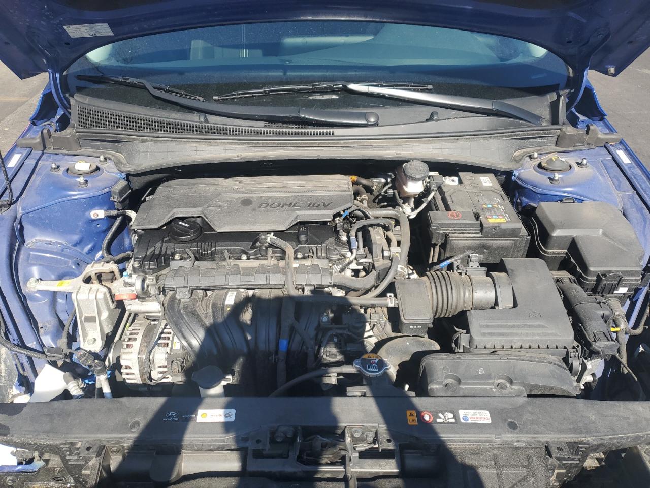 2023 Hyundai Elantra - Image 11