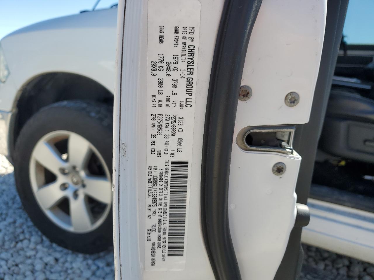 2014 RAM 1500 - Image 12