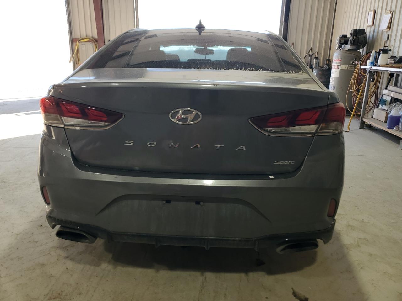 2018 Hyundai Sonata - Image 6
