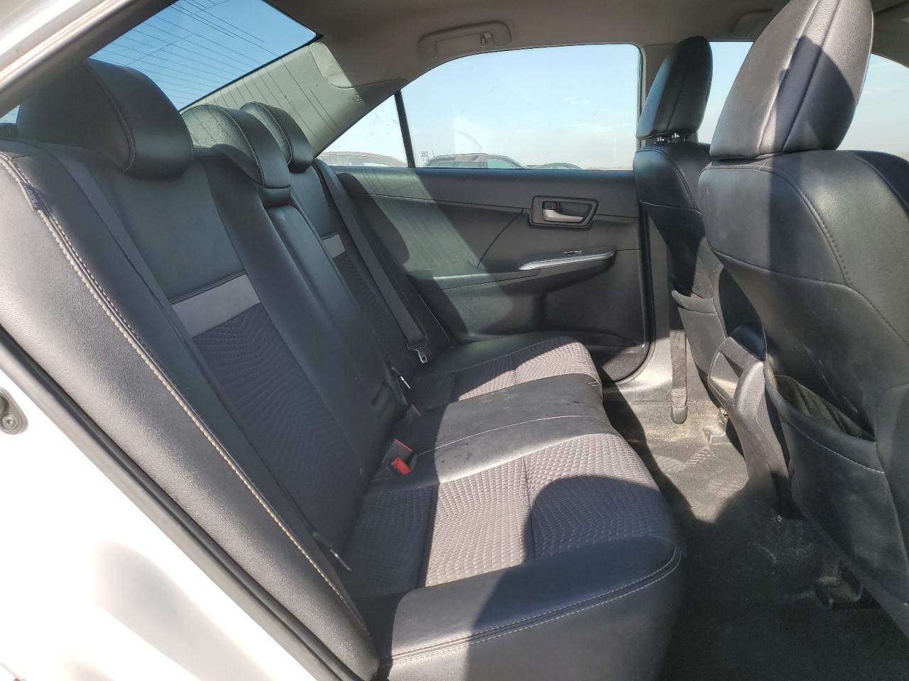 2013 Toyota Camry - Image 11