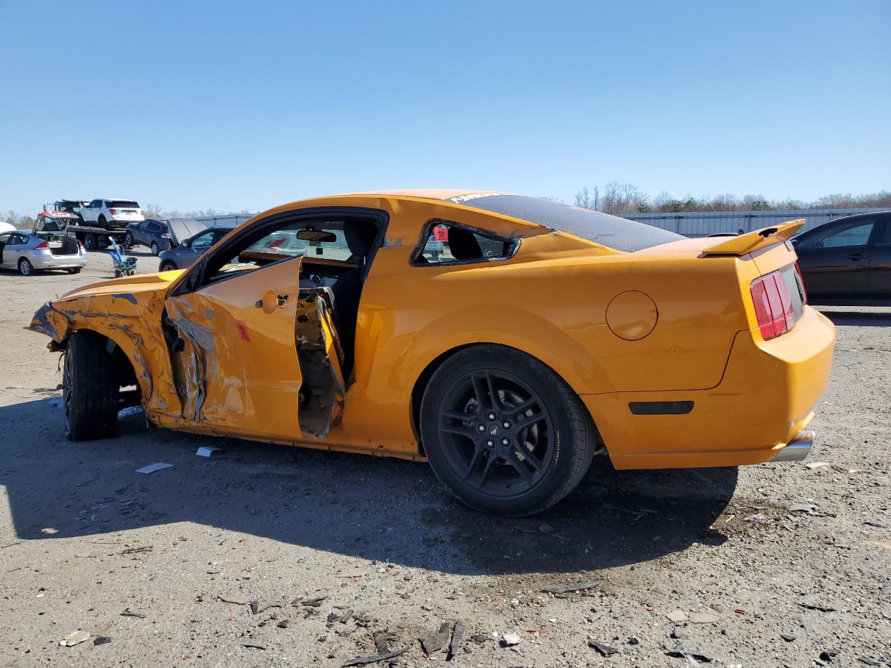 2007 Ford Mustang - Image 2
