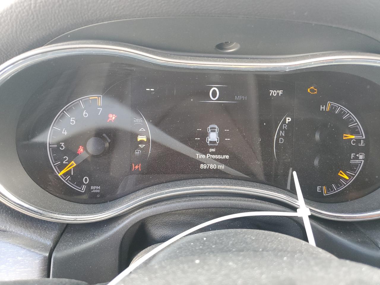 2018 Jeep Grand Cherokee - Image 9