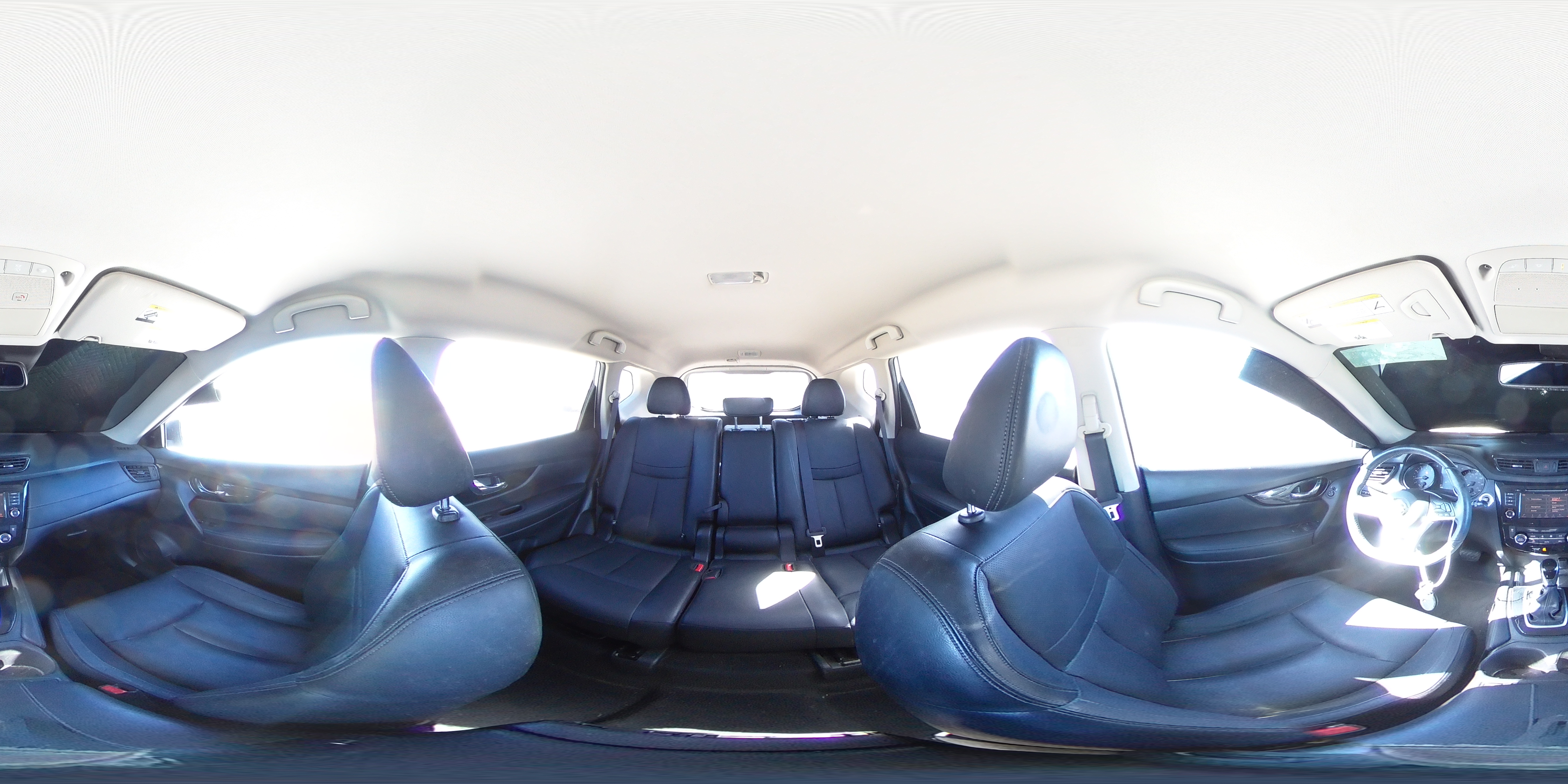 2018 Nissan Rogue - Image 15