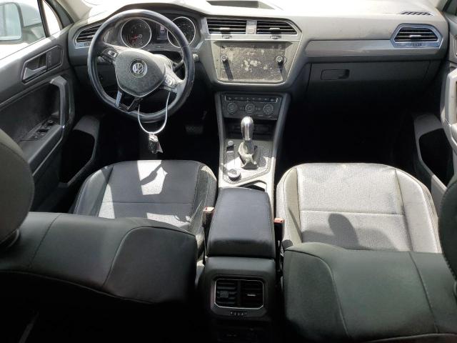  VOLKSWAGEN TIGUAN 2018 Srebrny