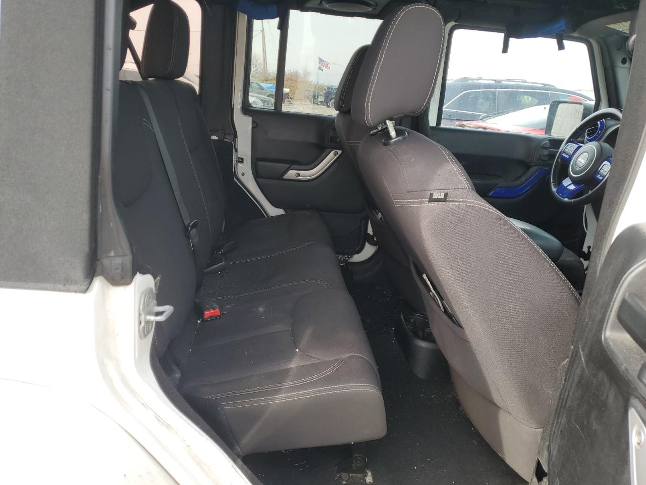 2013 Jeep Wrangler - Image 11