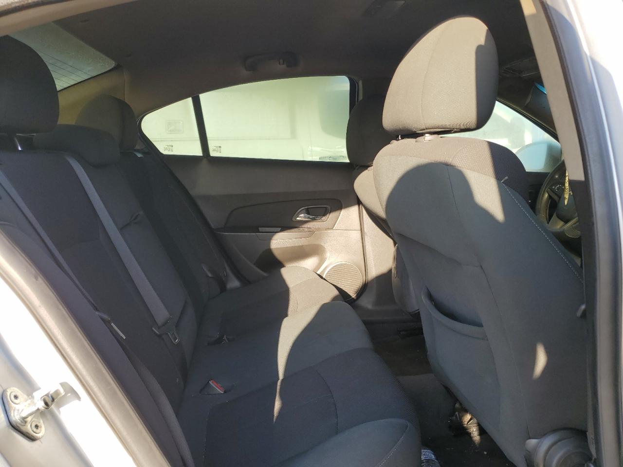 2011 Chevrolet Cruze - Image 10