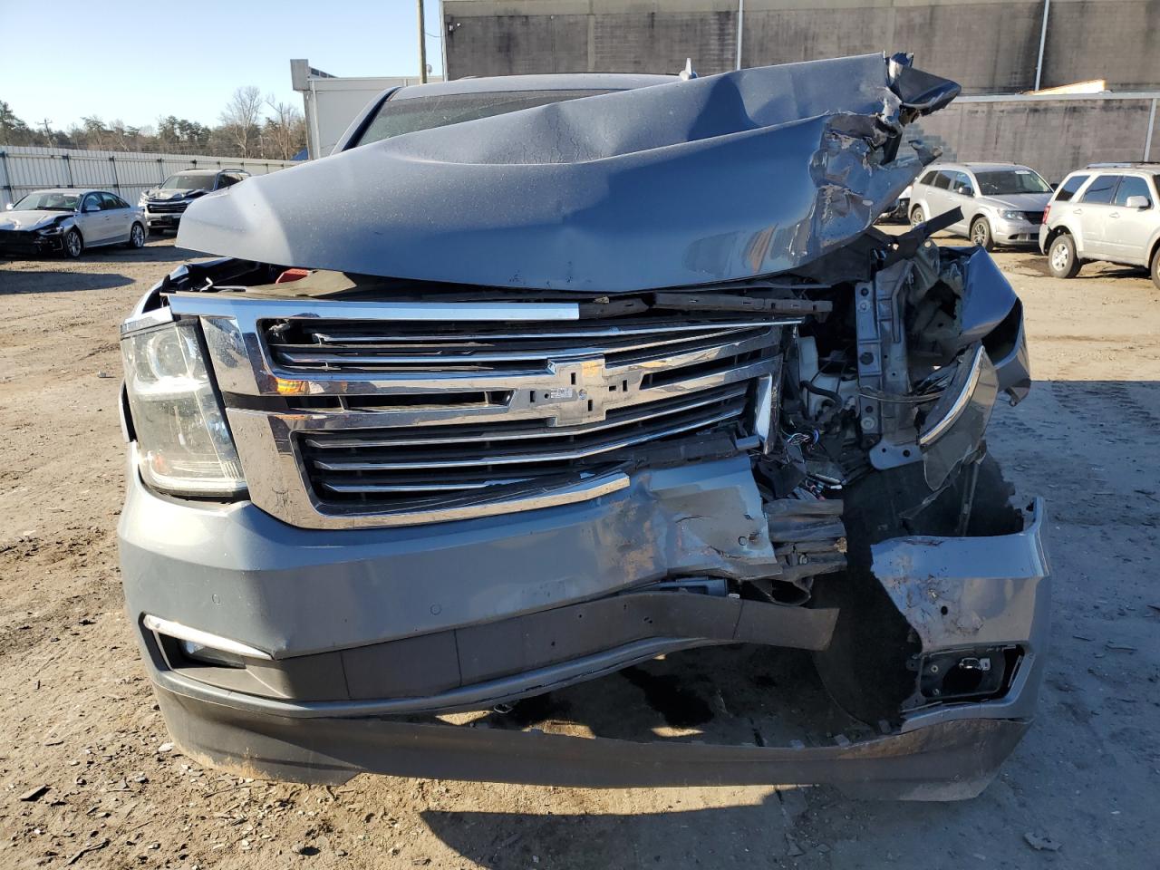 2015 Chevrolet Suburban - Image 5