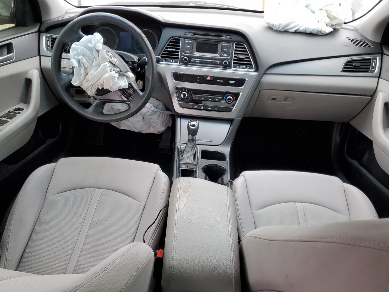 2015 Hyundai Sonata - Image 8