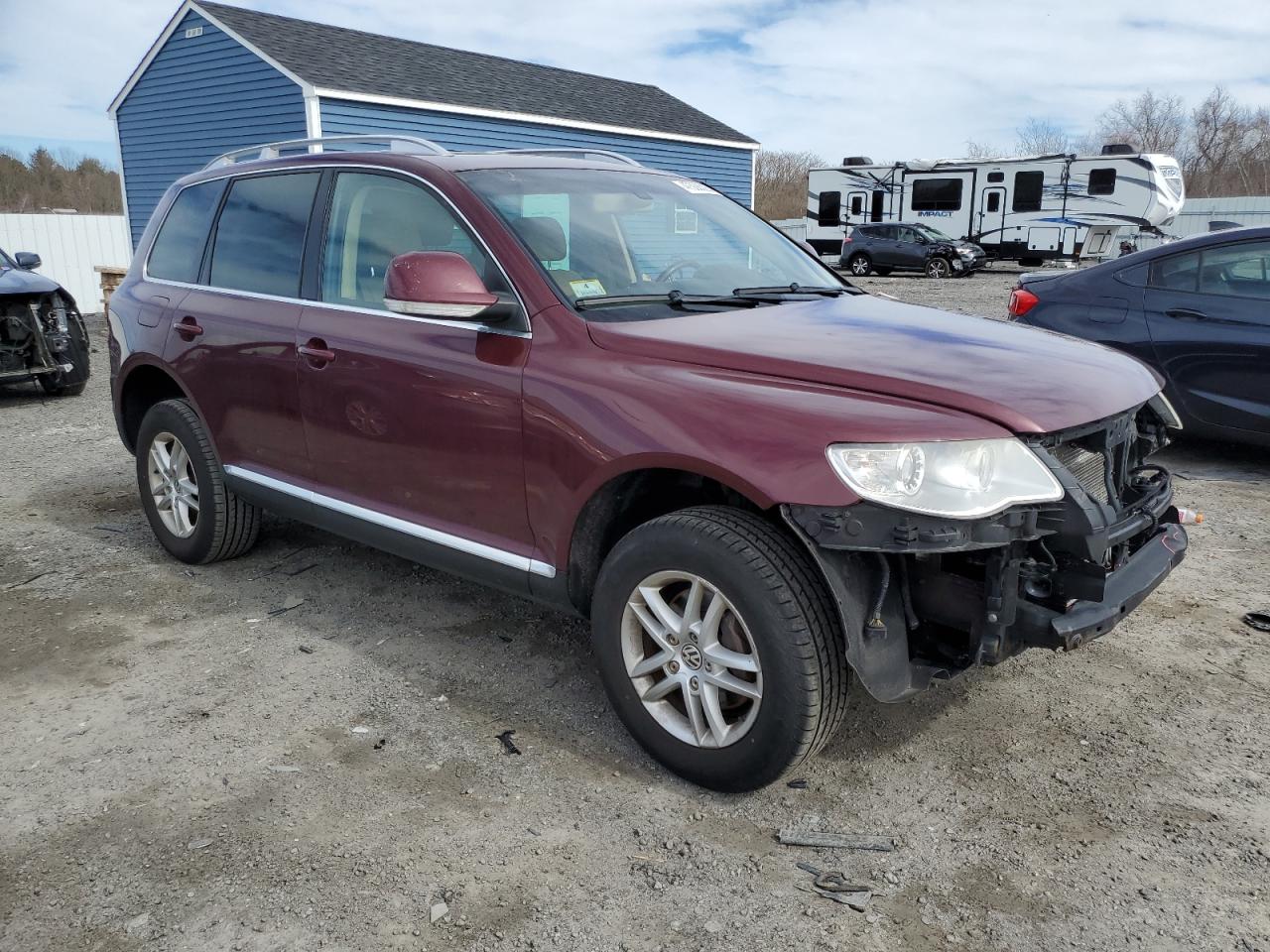 2009 Volkswagen Touareg - Image 4