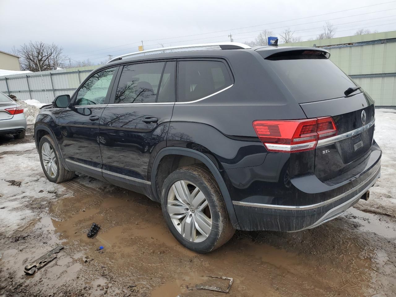 2019 Volkswagen Atlas - Image 2