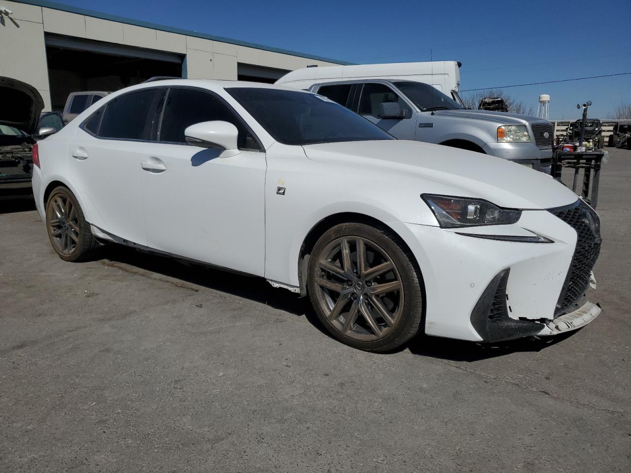 2019 Lexus IS - Image 4